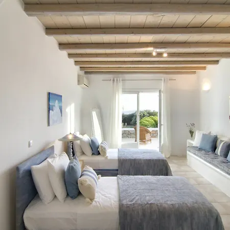 Blue Villa *